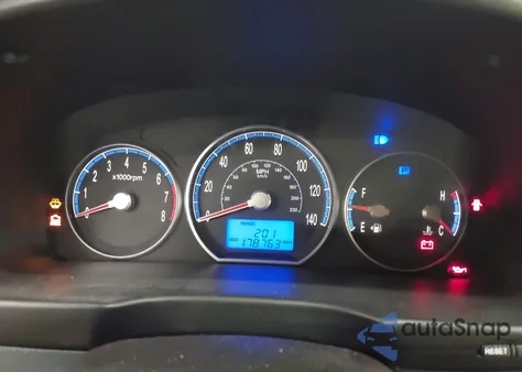 2009 Hyundai Santa Fe Gls from USA, damaged, VIN 5NMSG73D59H284556